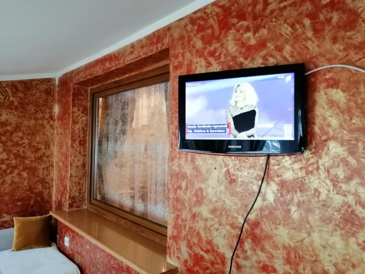 Apartament Central トゥルグ・ネアムツ エクステリア 写真