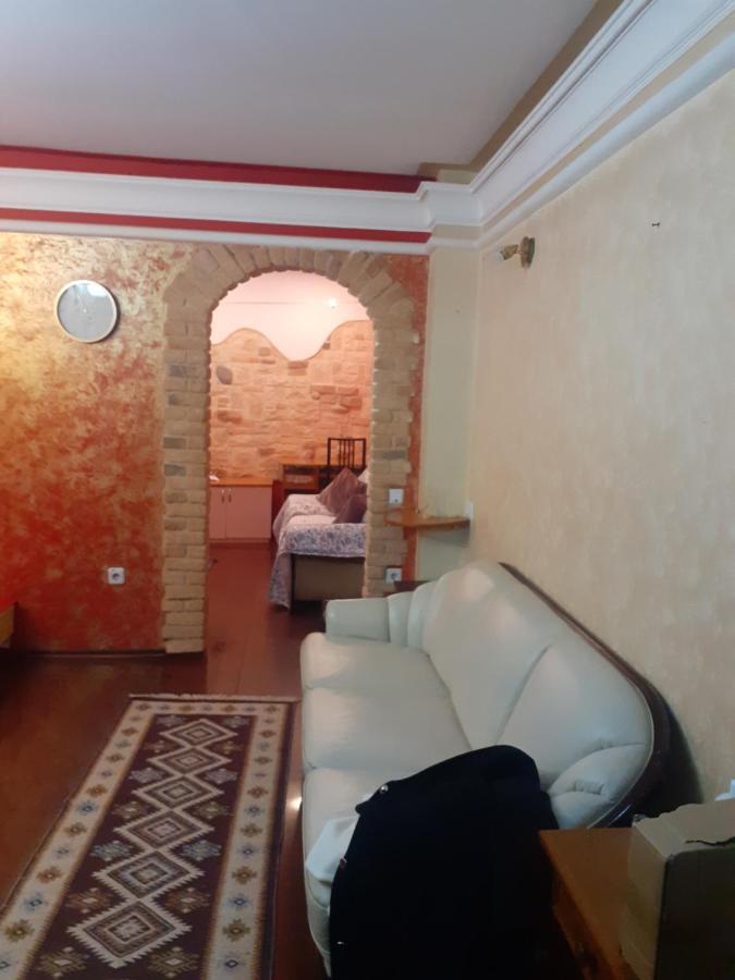 Apartament Central トゥルグ・ネアムツ エクステリア 写真